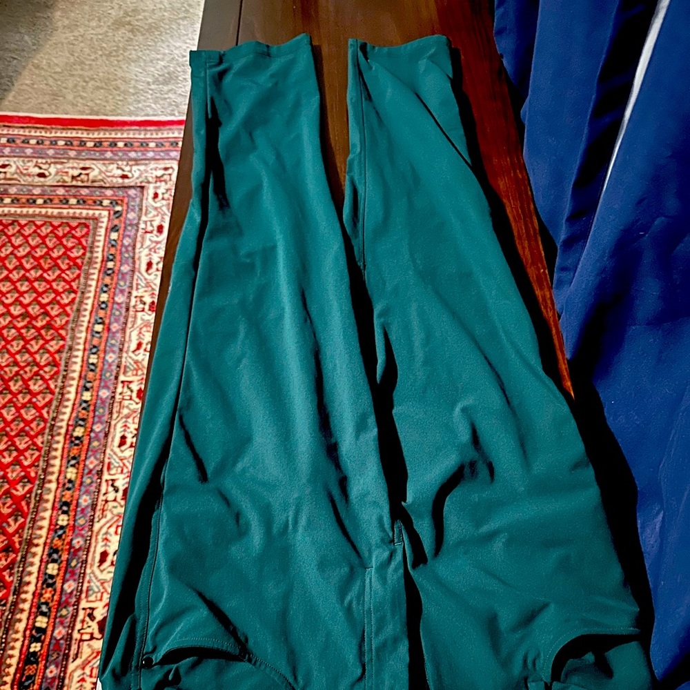 Lululemon ABC pants green